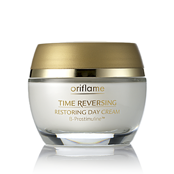 Kem dưỡng da ban ngày