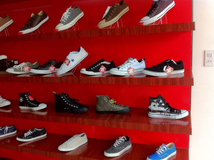 Top cửa hàng giày nam đẹp tại Đồng Hới